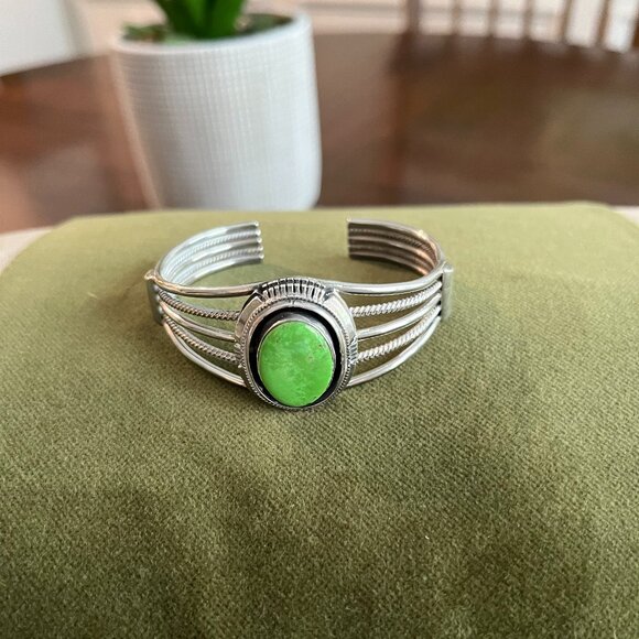 Sterling Silver Gaspeite Cuff - Picture 1 of 5